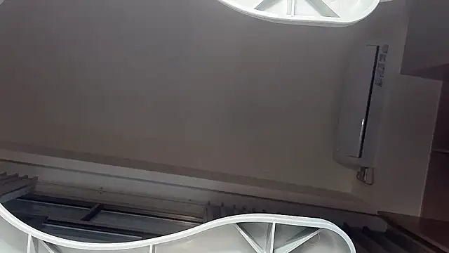 Krismil3 online show from March 2026 11:06:01 PM