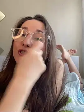 Snapshot of cutte_dora chatting on March 2025 10:38:01 AM cutte dora online show from March 2025 10:38:01 AM