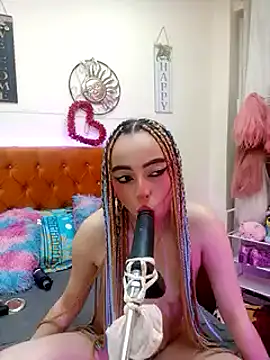 Yennastone online show from December 2024 02:19:02 AM