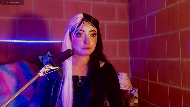 Yennastone online show from February 2025 01:27:01 AM