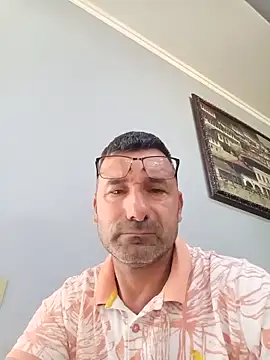 Snapshot of kariilalit chatting on June 2026 07:01:02 AM kariilalit online show from June 2026 07:01:02 AM