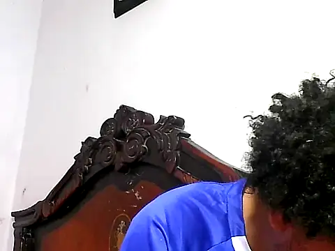 maick5- online show from October 2025 06:54:01 PM