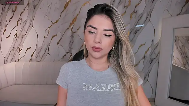 ChloePreston  online show from May 2026 11:07:01 AM