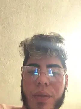 gilbertcronoz online show from November 2025 07:53:01 AM