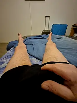 Bretoncool online show from April 2026 04:32:02 AM