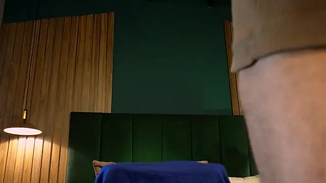 LeoSalvatore  online show from March 2025 06:43:01 AM