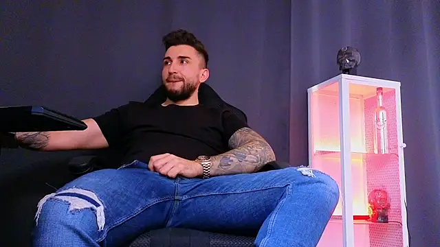 MightyAaron66 online show from March 2025 12:11:02 PM