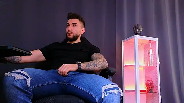 MightyAaron66 online show from March 2025 08:05:02 AM