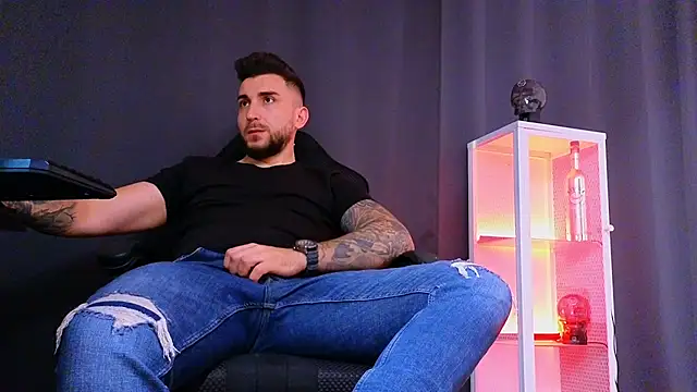 MightyAaron66 online show from March 2025 12:36:02 PM