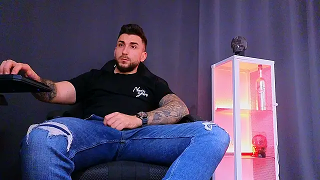 MightyAaron66 online show from March 2025 10:57:01 AM