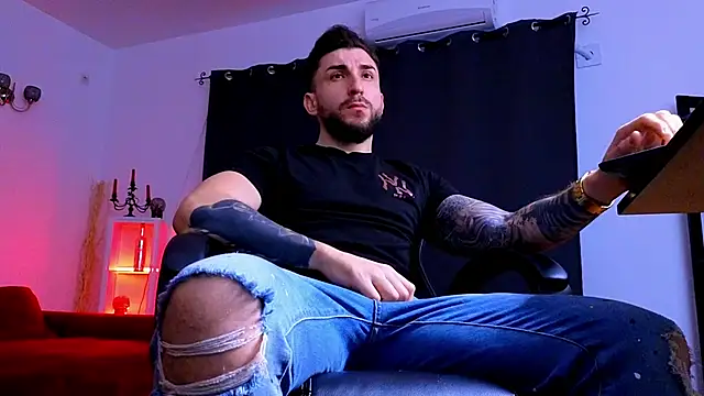 MightyAaron66 online show from February 2026 05:34:02 AM