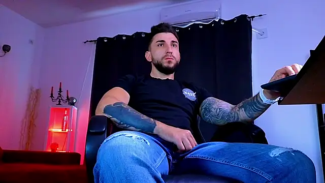 MightyAaron66 online show from July 2026 03:31:02 AM