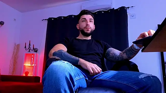 MightyAaron66 online show from July 2026 03:10:01 AM
