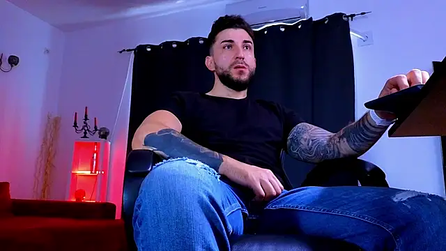 MightyAaron66 online show from July 2026 06:38:02 AM