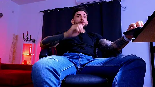 MightyAaron66 online show from July 2026 08:40:01 PM