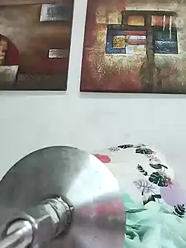 cuteluci  online show from January 2025 06:41:02 PM