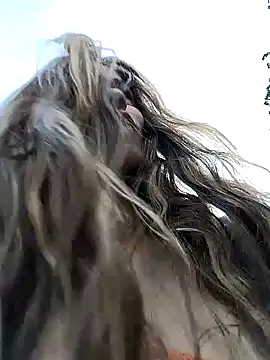 cuteluci  online show from February 2025 12:02:02 PM