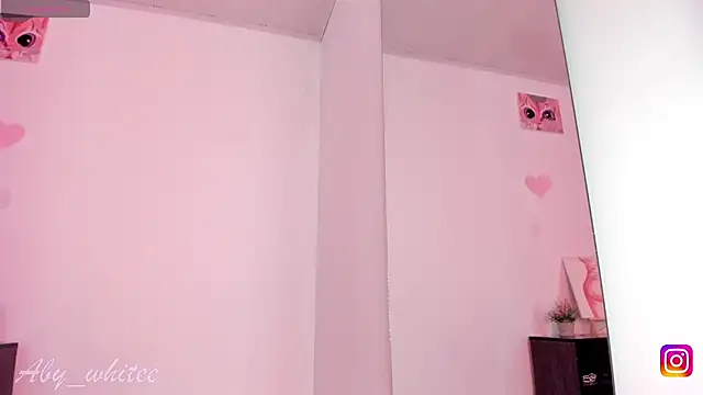 AbyWhitee online show from September 2025 01:02:01 PM