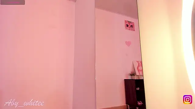 AbyWhitee online show from September 2025 11:34:02 AM