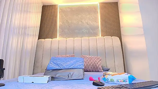 Snapshot of kata_hazel chatting on February 2026 07:14:02 PM kata hazel online show from February 2026 07:14:02 PM