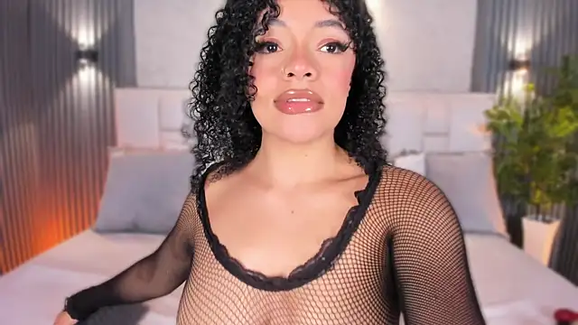 Snapshot of Alyssa_Houston chatting on June 2026 08:11:02 PM Alyssa Houston online show from June 2026 08:11:02 PM