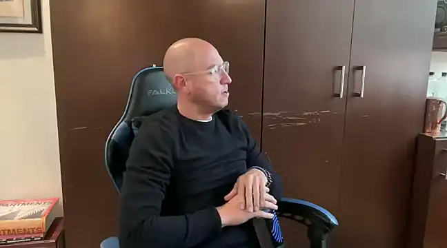 alanan881 online show from January 2025 01:47:02 PM