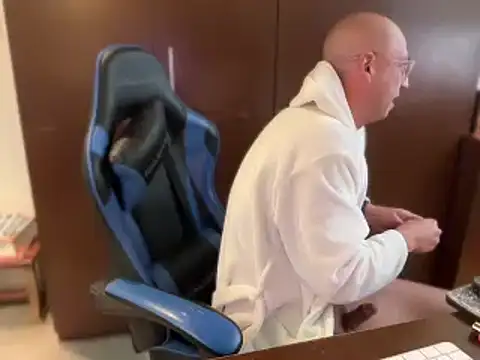 alanan881 online show from March 2025 12:20:01 AM