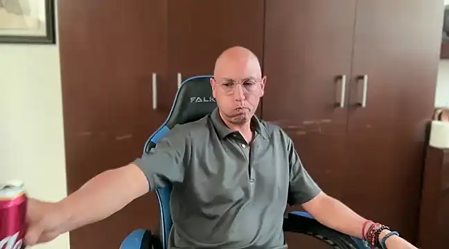 alanan881 online show from March 2025 09:34:01 PM