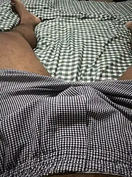 Snapshot of SL_PUSSY_EATER chatting on January 2025 04:08:01 AM SL PUSSY EATER online show from January 2025 04:08:01 AM