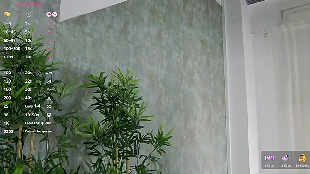 Snapshot of CelineMeyerr chatting on January 2025 09:37:02 AM CelineMeyerr online show from January 2025 09:37:02 AM