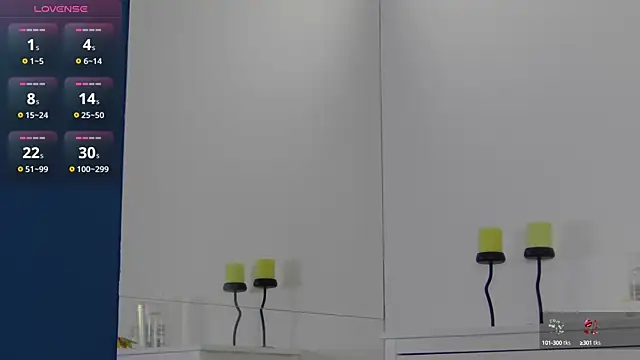 Snapshot of CelineMeyerr chatting on October 2025 06:10:02 AM CelineMeyerr online show from October 2025 06:10:02 AM