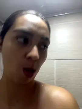 karla nill online show from October 2025 06:20:01 PM