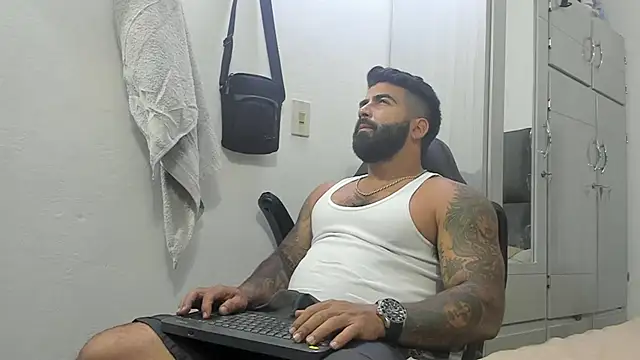 Lyon vach online show from January 2025 02:49:02 AM