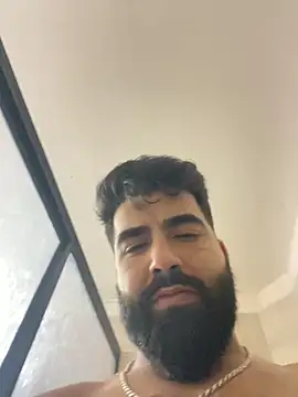 Lyon vach online show from December 2025 09:32:02 PM