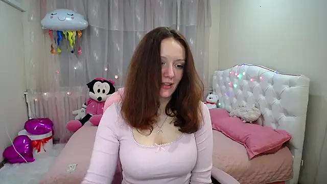 Snapshot of BarbaraStily chatting on January 2025 05:24:02 PM BarbaraStily online show from January 2025 05:24:02 PM