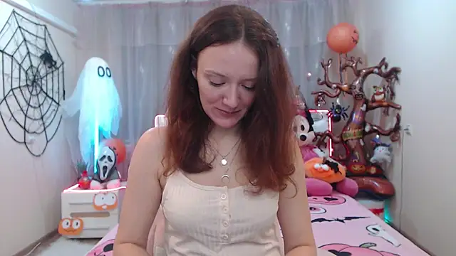 Snapshot of BarbaraStily chatting on October 2025 06:58:02 AM BarbaraStily online show from October 2025 06:58:02 AM