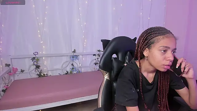 Abigail Wilson  online show from January 2025 08:09:01 PM