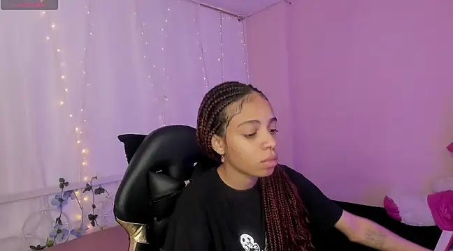 Abigail Wilson  online show from January 2025 08:42:01 PM