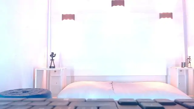 Molly Spears online show from March 2025 11:51:02 AM