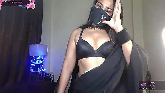 Snapshot of Black-Pearll chatting on January 2026 04:38:02 AM Black-Pearll online show from January 2026 04:38:02 AM