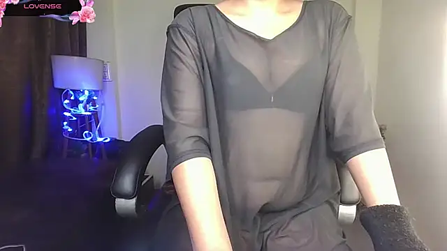 Snapshot of Black-Pearll chatting on February 2026 03:55:01 PM Black-Pearll online show from February 2026 03:55:01 PM