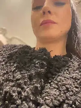 Roxana-Sexy online show from February 2025 06:06:01 AM