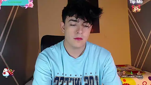 nolan twink1 online show from December 2024 05:37:01 PM