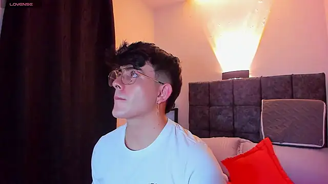 nolan twink1 online show from October 2025 02:31:02 AM