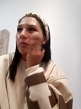 Snapshot of Nicky-7 chatting on December 2024 06:06:01 PM Nicky-7 online show from December 2024 06:06:01 PM