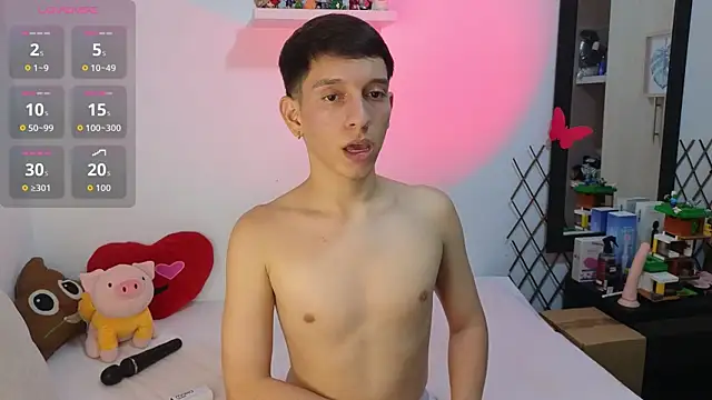 milky  boy  online show from September 2025 04:47:01 AM