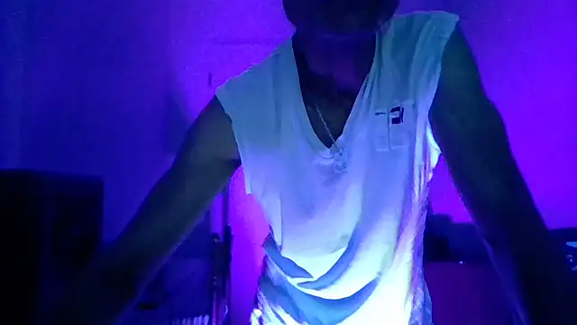 brunoguunot online show from September 2025 07:52:01 PM