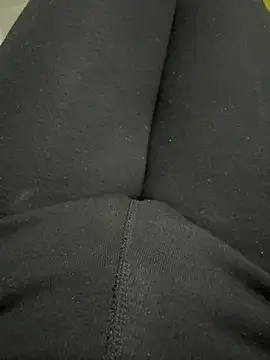 homidor online show from December 2024 10:26:01 PM