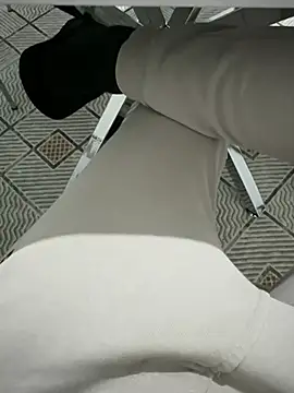 homidor online show from February 2025 10:10:01 PM