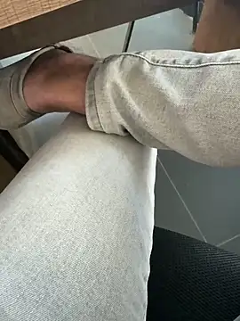 homidor online show from October 2025 02:13:01 PM